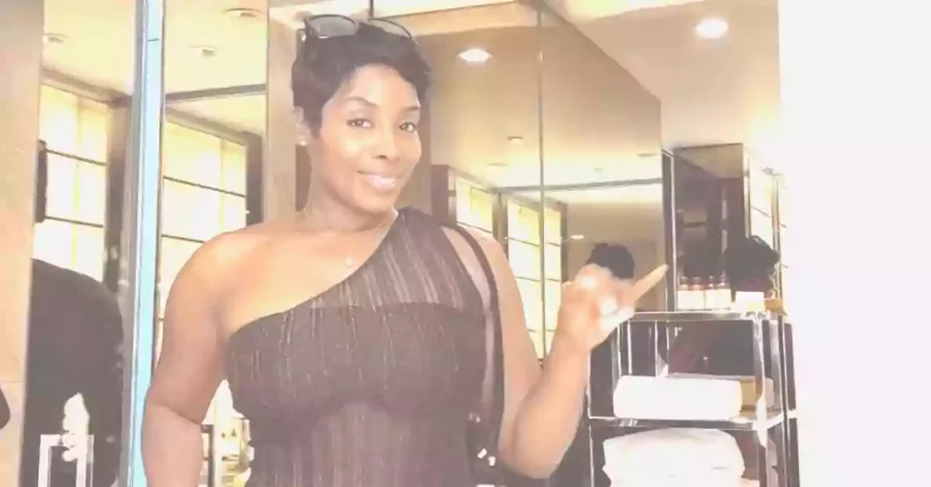 April Mason Net worth