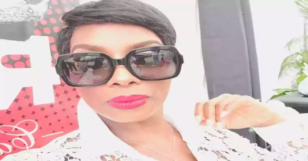 April Mason Net worth