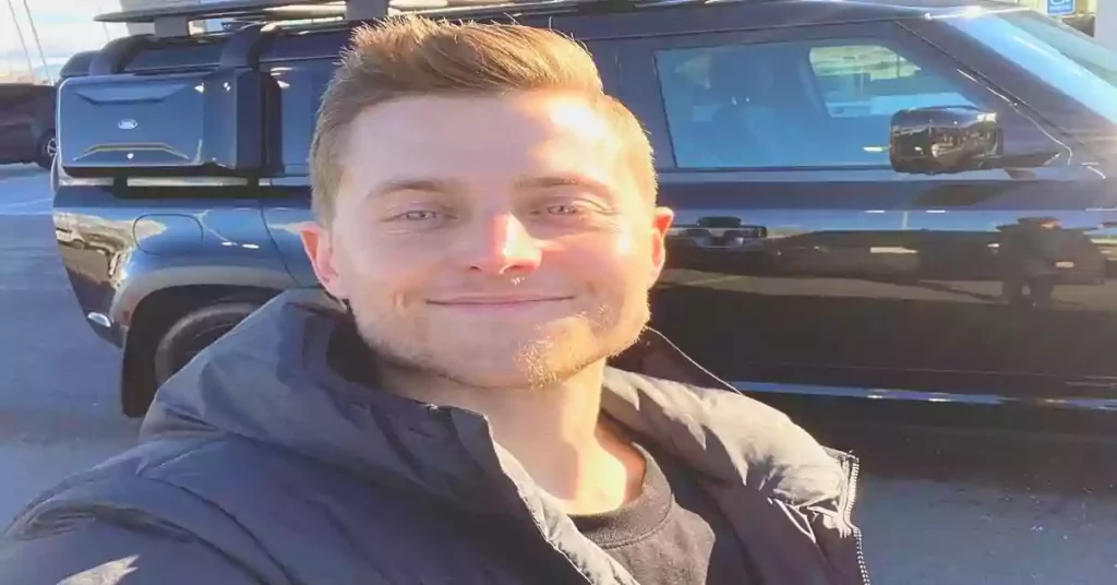 sawyer Hemsley net worth