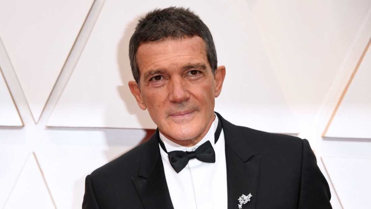 Antonio Banderas Net Worth, Age, Height & More Details