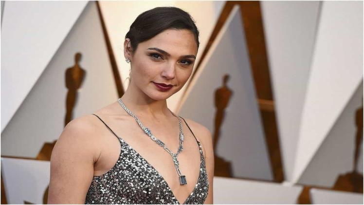 Gal Gadot Net Worth, Age, Height & More Details