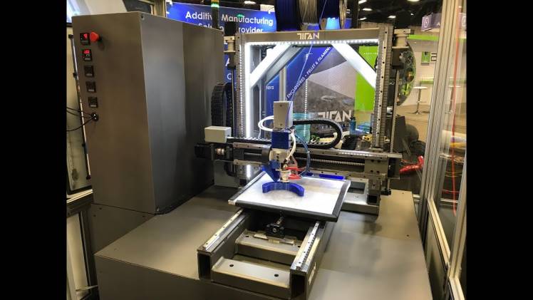 Customization and Collaboration: The Impact of Bespoke 3D Tools